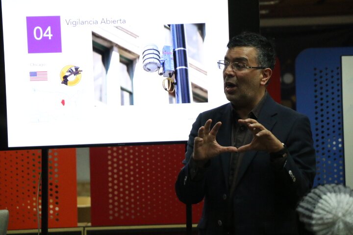 Marco Peres, Universidad Externado de Colombia