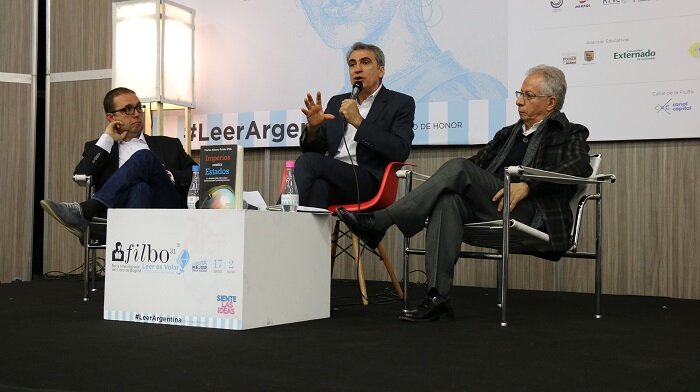 Lanzamiento del libro Imperios Contra Estados - Carlos Patiño; Isidro Sepúlveda y Óscar Almario / Foto IEU